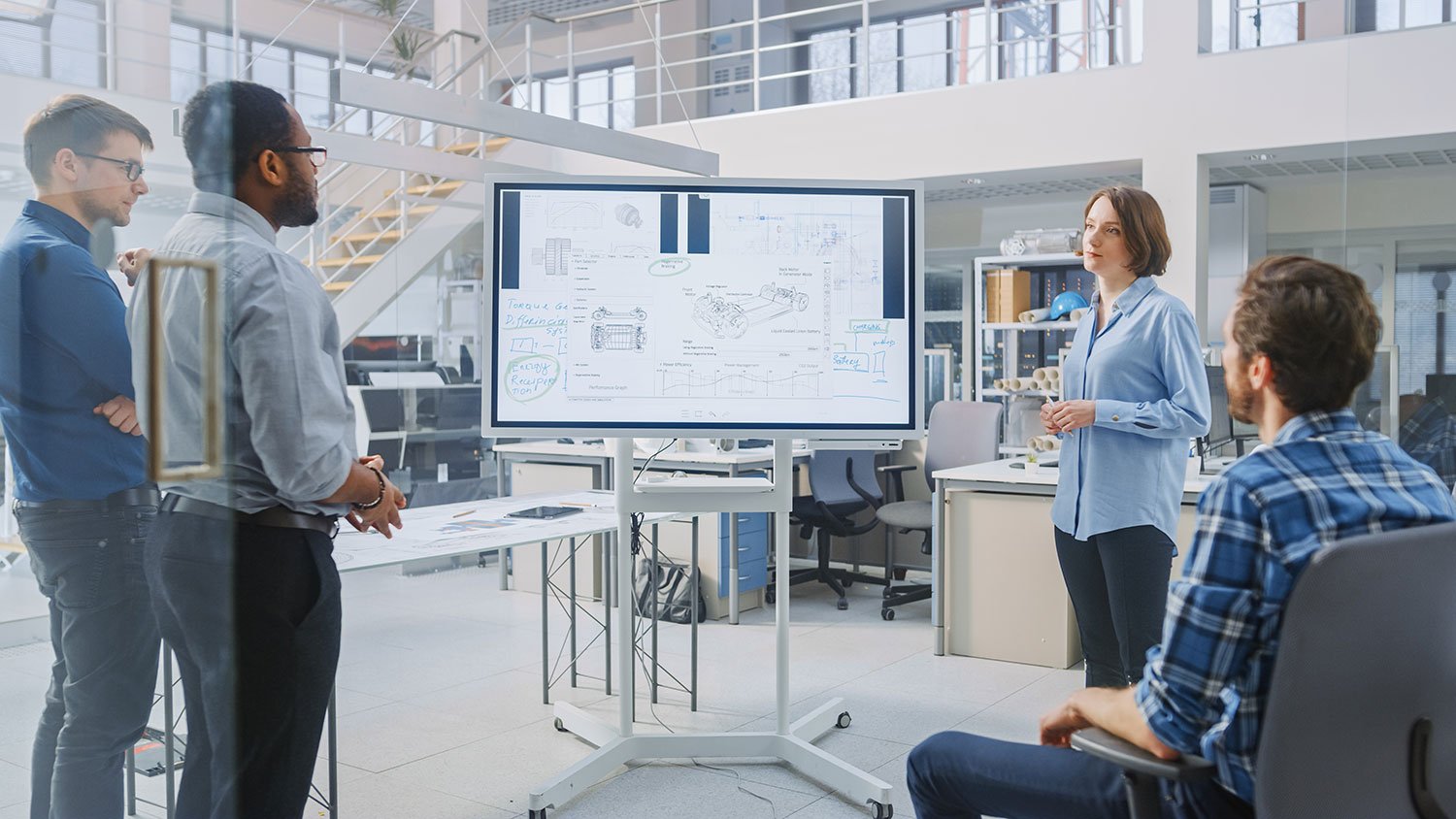Industrial_Design_Facility_Team_of_Engineers_and_Technicians_have_a_Meeting